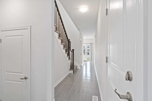 Interior - 🌻 Rise & Shine Sunflower – Your Perfect Family Escape sleep/8 (Welland)