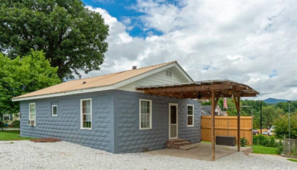 Brevard's Bike Path Bungalow