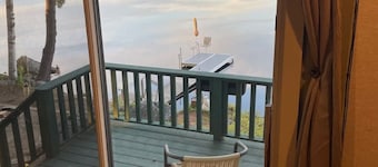 Beautiful lakefront cottage, Ambajejus Lake