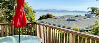 Stay near San Francisco Bay, enjoy our 2+bedroom Tiburon retreat