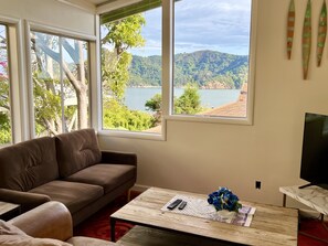 Smart TV, offices - Stay near San Francisco Bay, enjoy our 2+bedroom Tiburon retreat (Tiburon)
