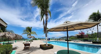 5 minute walk to the beach! Family sized condo with private patio area!