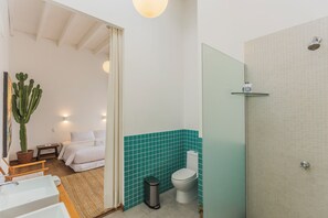 Villa, 2 Bedrooms | Bathroom