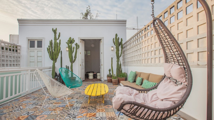 Villa in Barranco by Wynwood House
