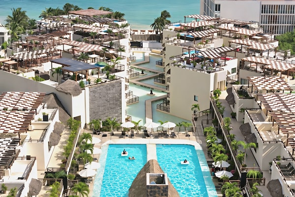 Aldea Thai Oceanview Penthouses - Playa del Carmen