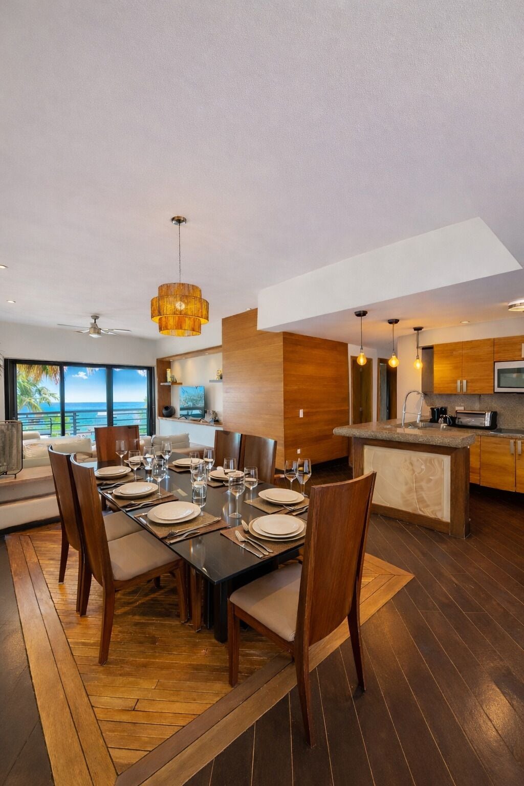 Cobertura presidencial | Cofres nos quartos, ferros/tábuas de passar roupa, Wi-Fi de cortesia