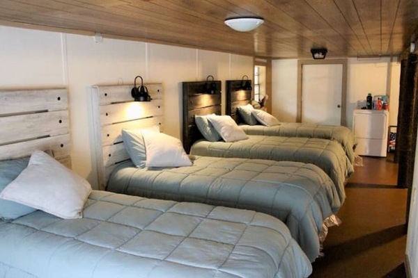 5 habitaciones y wifi gratis