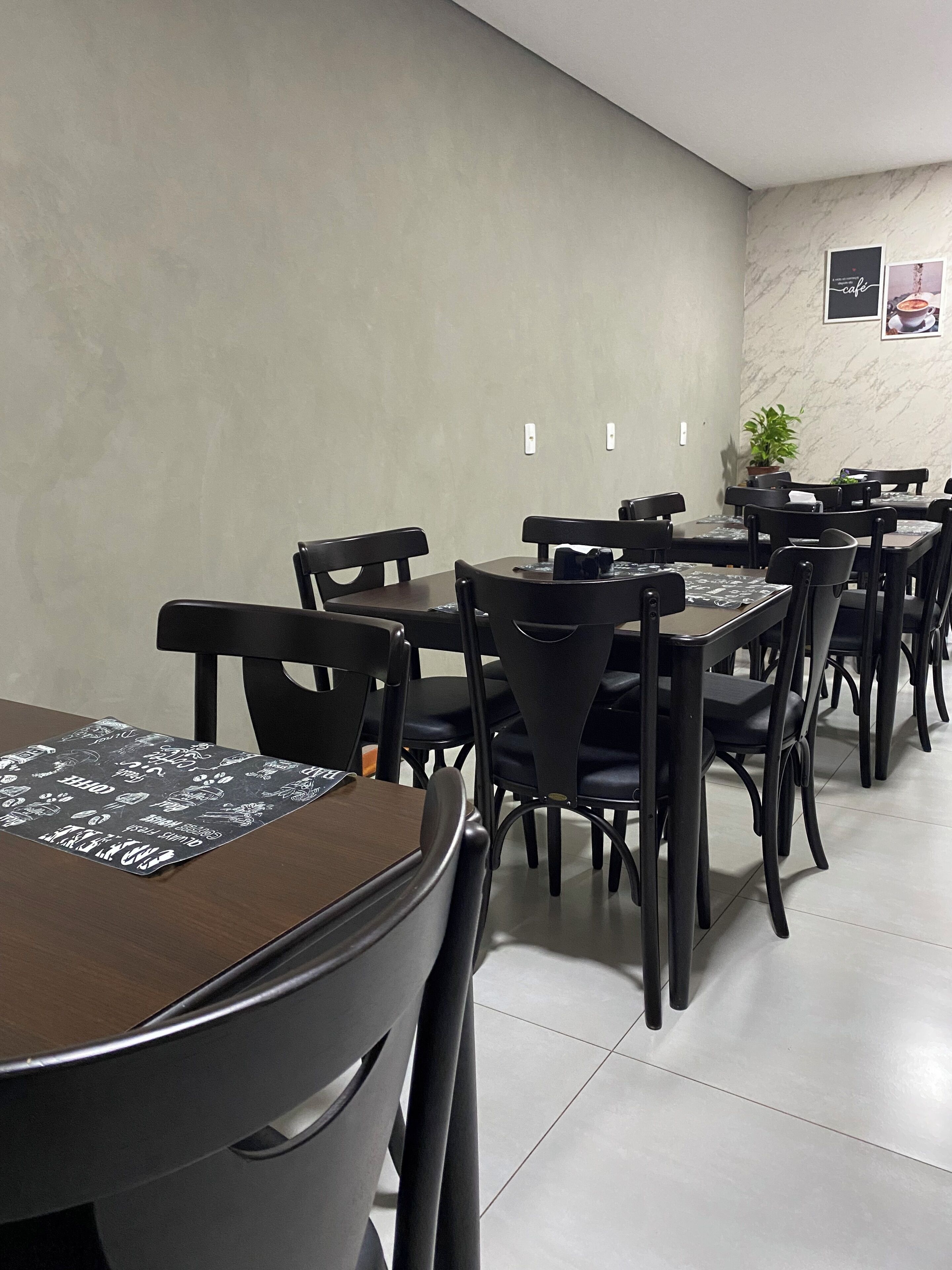 Café da manhã continental grátis todos os dias