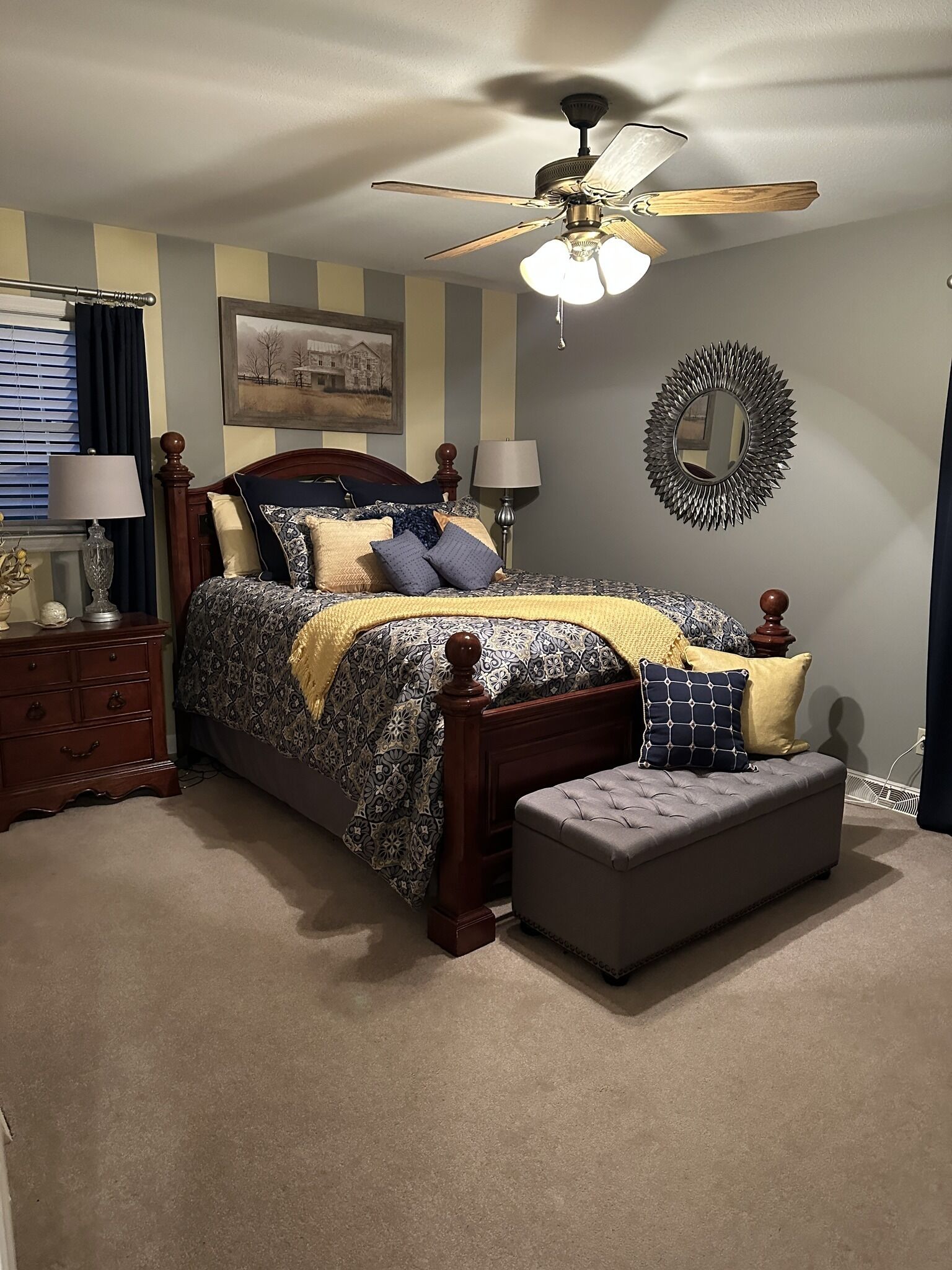 3 bedrooms, iron/ironing board, WiFi (free), bed sheets