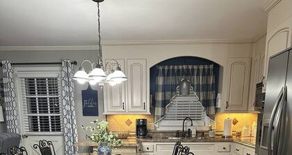 Walking Bear Retreat near North Greenville University in a quiet country retreat