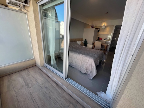 Balcony - Cozy Studio in San Telmo (Buenos Aires)