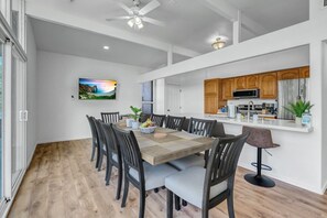 Dining - Spacious Remodeled Retreat Haven: Landscaped, King Beds, Desks, BBQ, Games, TVs (North Las Vegas)