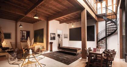 Great Villa in Barranco by Wynwood House