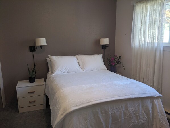 3 bedrooms, WiFi, bed sheets