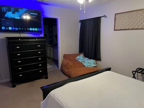 4 bedrooms, travel crib, free WiFi, bed sheets