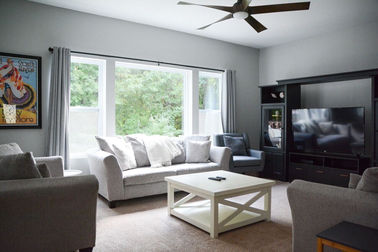 智能电视、乒乓球