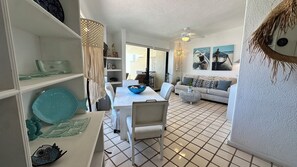 Dining - Unit 340- Casa Carina - Expansive Ocean (Cabo San Lucas)