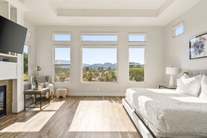 Maison | 4 chambres, décor unique, ameublement unique, fer et planche à repasser