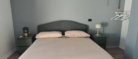 1 soveværelse, sengetøj