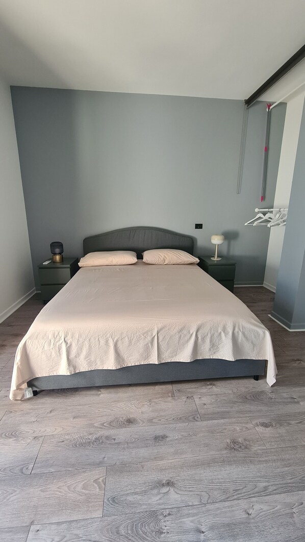 1 chambre, literie fournie