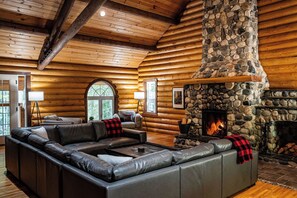 Televisor i llar de foc 