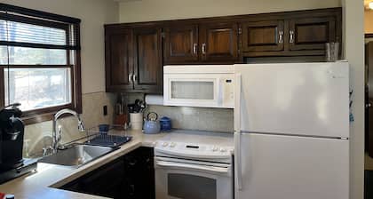 Cozy Lakefront Home; Close to skiing and waterparks
