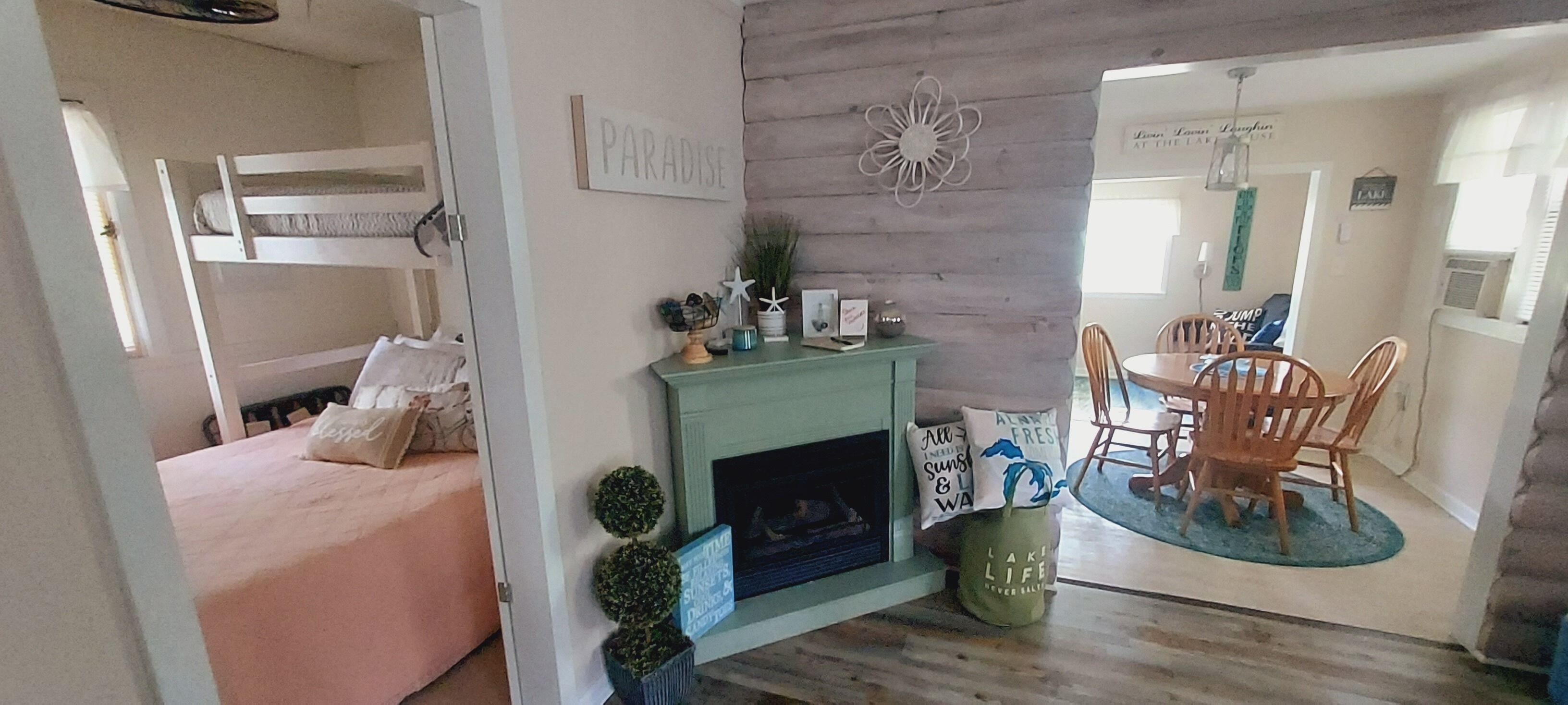 2 عدّة غرف نوم وواي فاي مجانًا وملاءات أسرّة