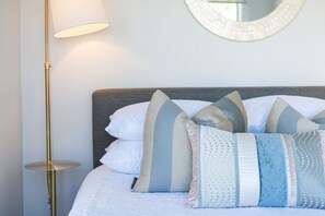 3 bedrooms, iron/ironing board, travel cot, free WiFi