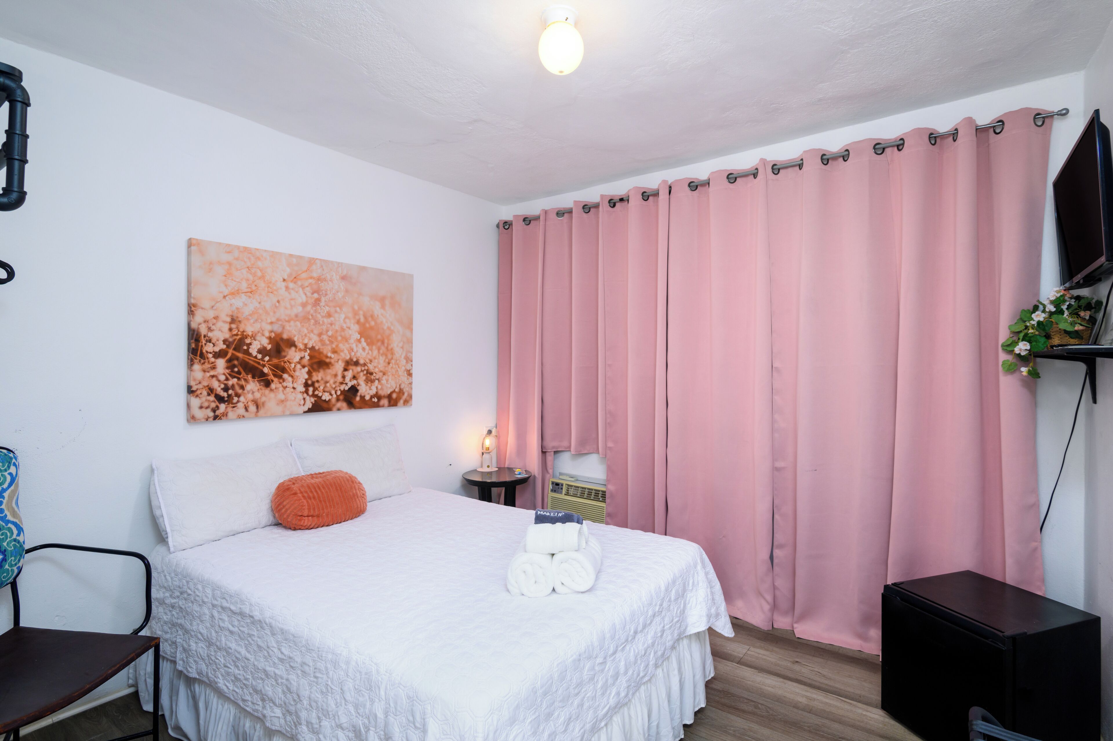 Standard Double Room | Individually decorated, free WiFi