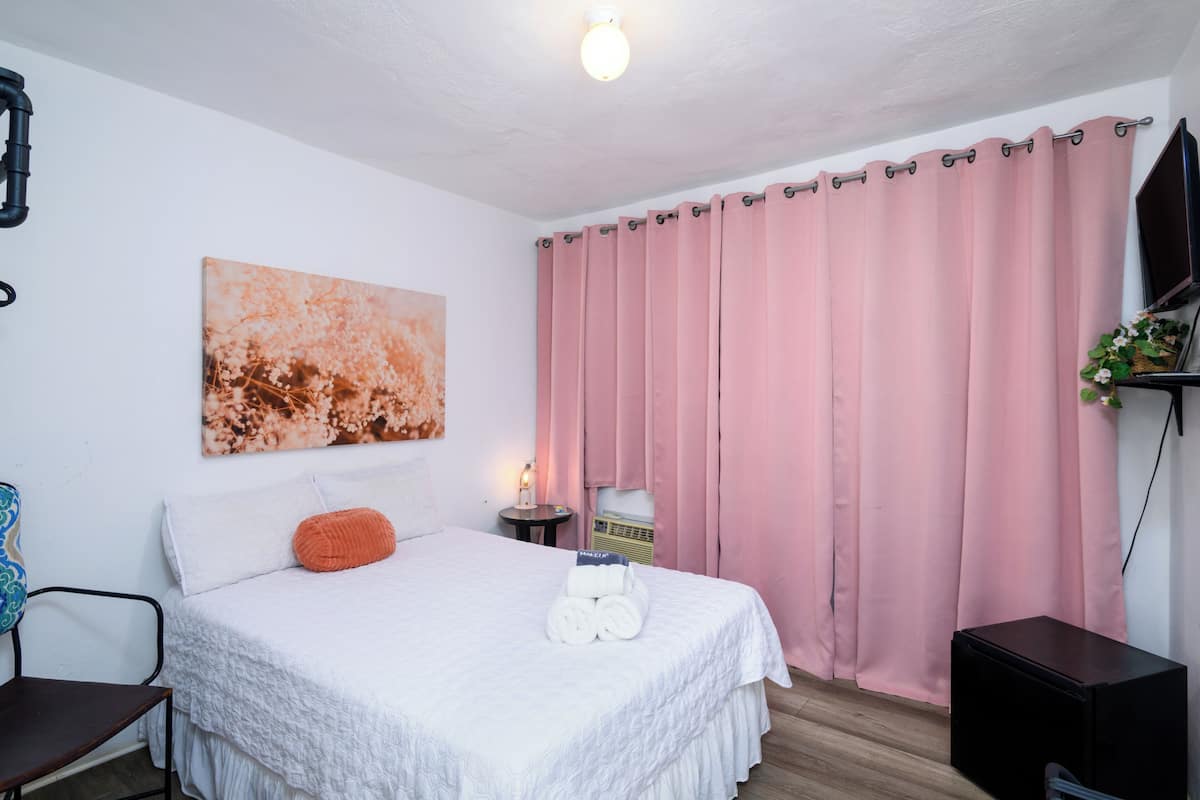 Standard Double Room | Individually decorated, free WiFi