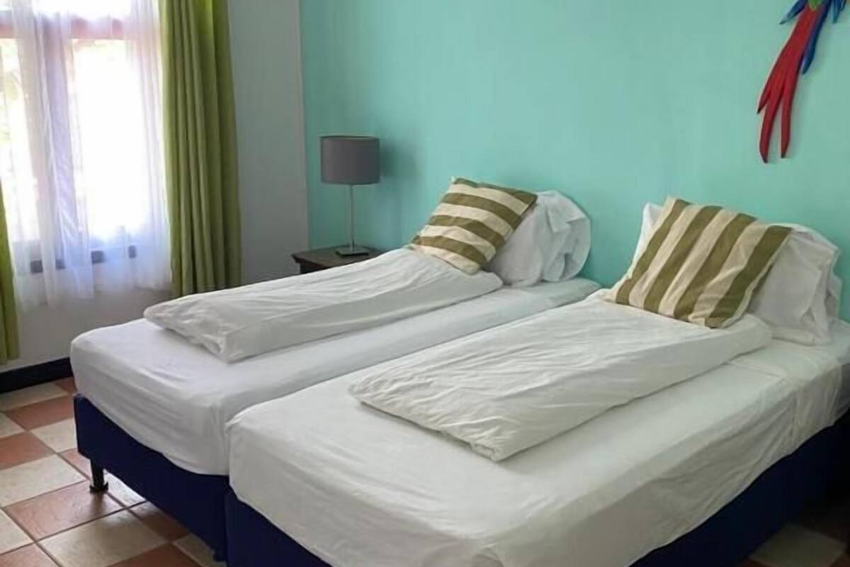 Kamar Double Comfort | Busa memori, Wi-Fi gratis, dan seprai linen