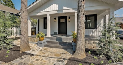 Modern Farmhouse for Rent - 5 mins from downtown Bethesda!