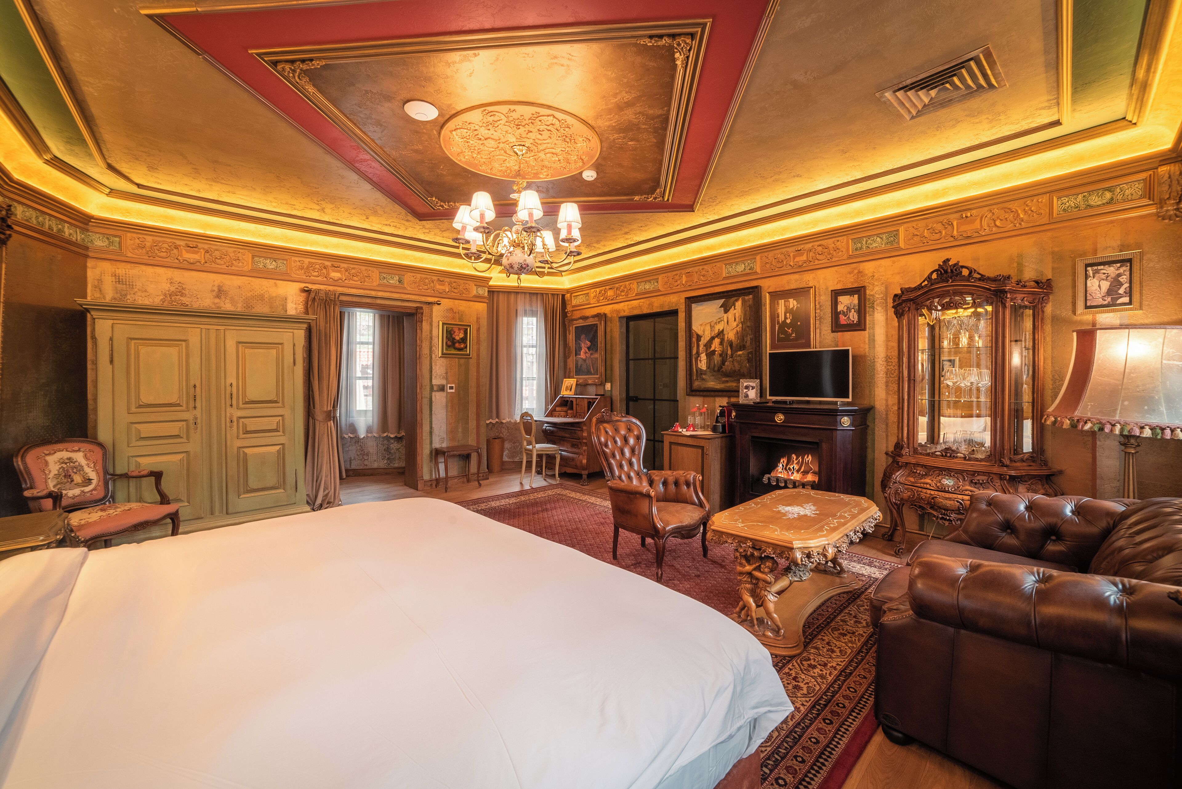 Kamar Premier | Seprai katun Mesir, seprai premium, busa memori, dan minibar