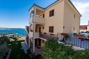 Apartment | 3 bedrooms - Apartments Marijan - Beautiful View (Trogir)