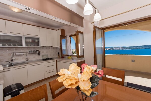 3 عدّة غرف نوم