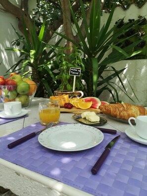 Exterior - Apartments Keko - Near the Beach (Supetar)