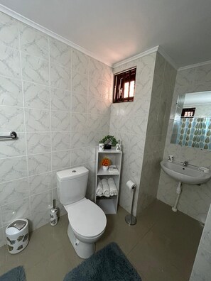 Handtücher, Toilettenpapier