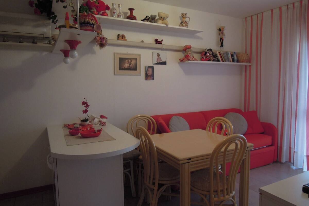 Apartment, 2 Schlafzimmer, Balkon, Stadtblick | Esszimmer