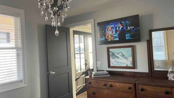 4 chambres, fer et planche à repasser, Wi-Fi, draps fournis