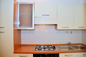 Apartment, 3 Schlafzimmer, Gartenblick | Innenbereich