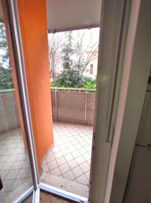 Apartemen, 1 kamar tidur, balkon, pemandangan kota | Pemandangan dari properti