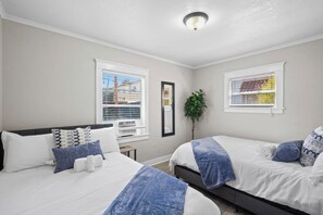 2 bedrooms, desk, iron/ironing board, travel cot
