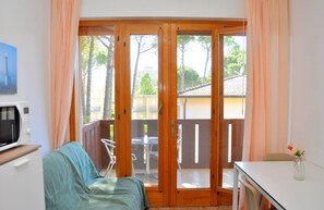 Appartement, 1 slaapkamer, balkon, uitzicht op tuin | Interieur
