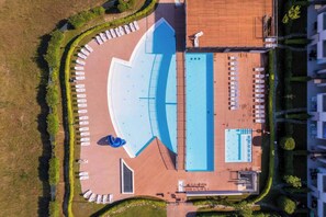 Appartement, 1 chambre, vue jardin | Piscine | Piscine extérieure