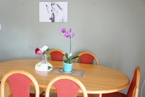 Dining - Amisfield motel (Tokoroa)