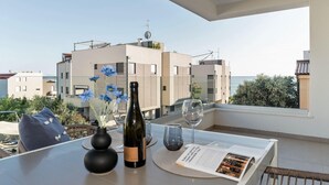 Outdoor dining - PREMIUM ADRIATIC RESIDENCE (Mandre)