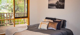 Shaw Thing Lodge: Wifi, Foxtel, Pet Friendly. 