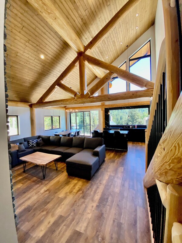 TV connectée, cheminée