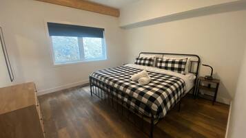 4 chambres, lit parapluie, Wi-Fi gratuit, draps fournis