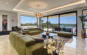 TV, table tennis - Awesome home in Medulin (Medulin)